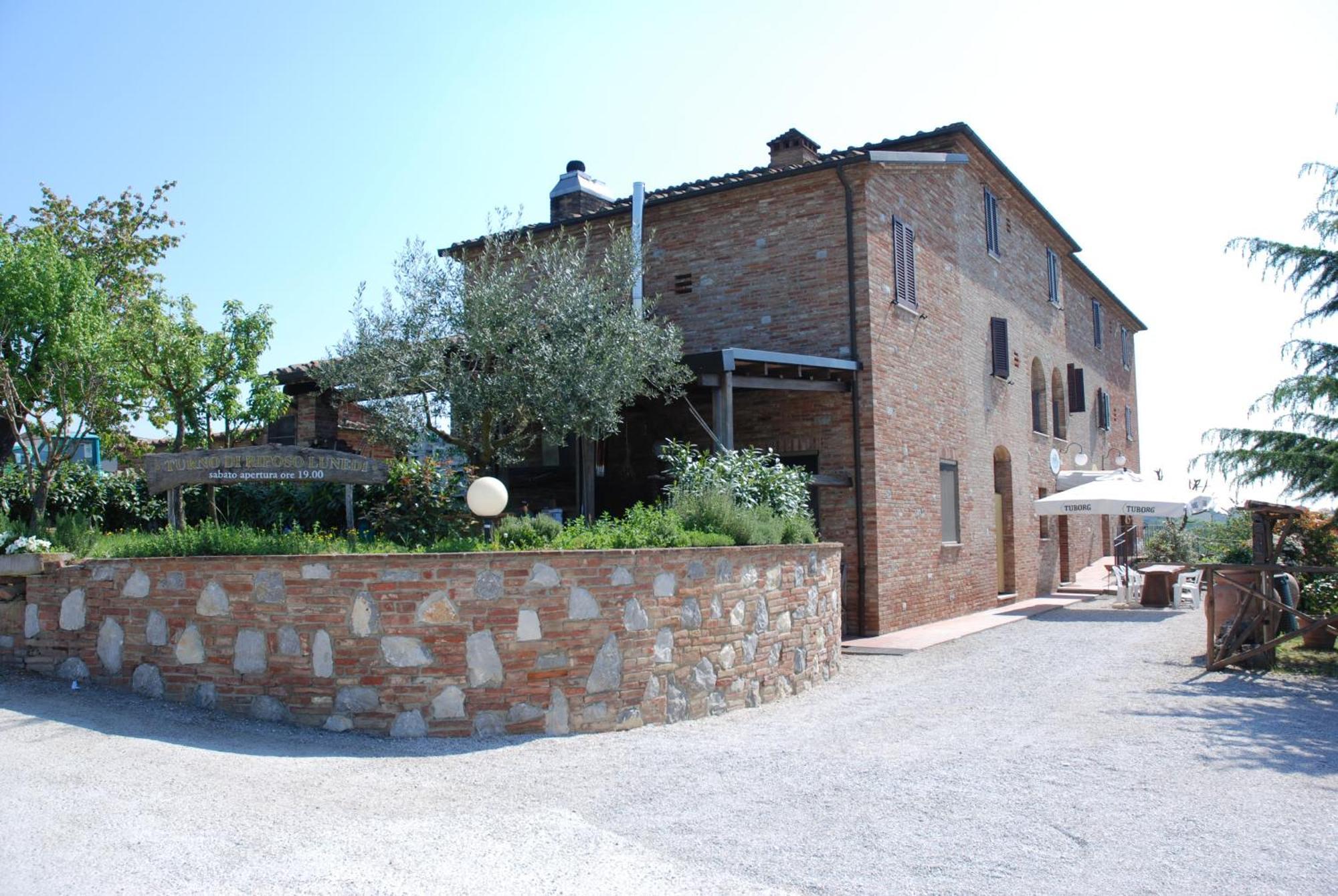 Albergo La Foresteria Bettolle Exterior foto