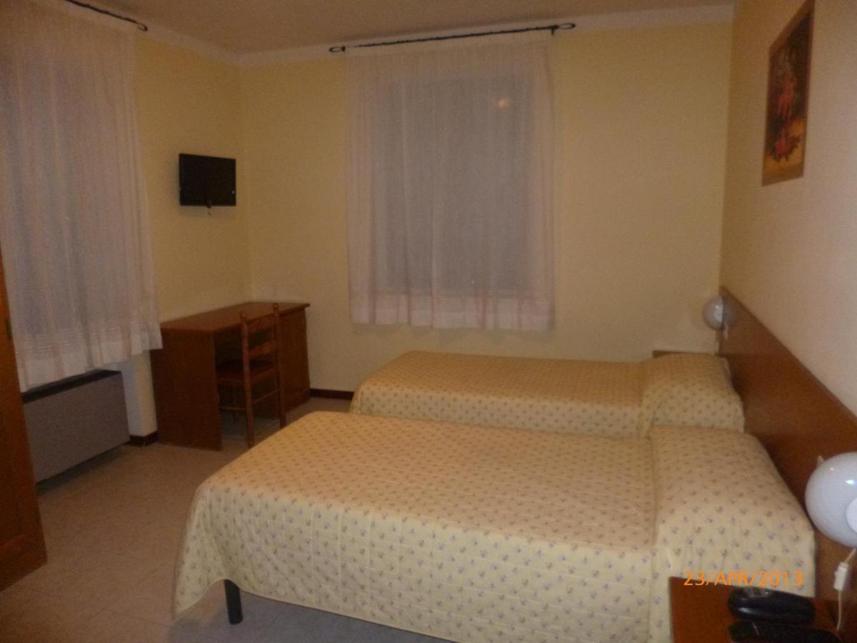 Albergo La Foresteria Bettolle Habitación foto